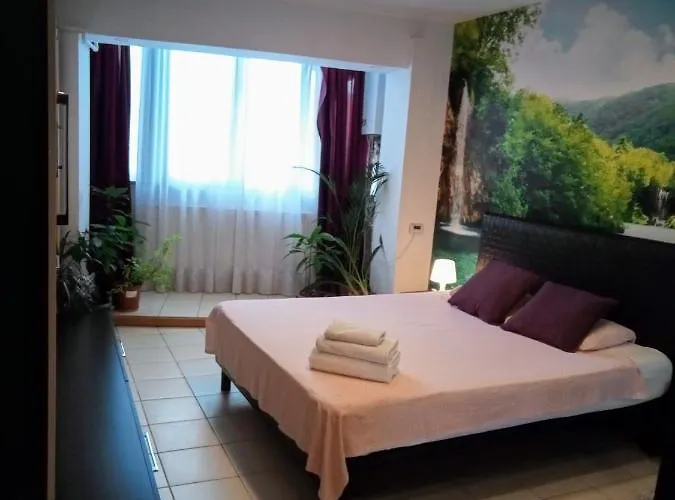 Cozy Downtown Oasis Apartament