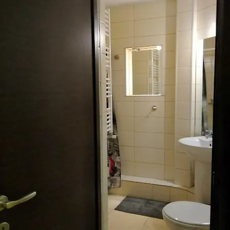 דירה Cozy Downtown Oasis *